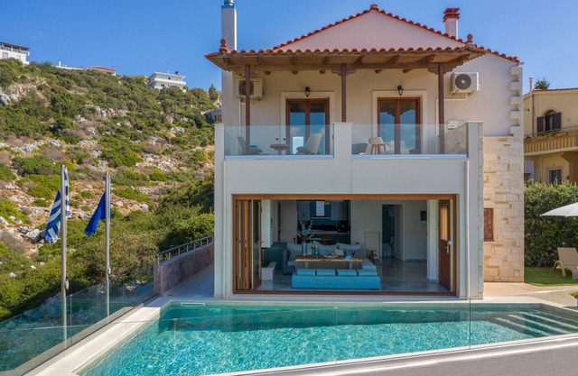 Luxury Sea Villa Almy with pool in Almyrida Chania