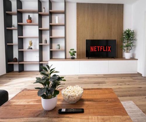 Luxury Sedda Bed, Nespresso, Netflix
