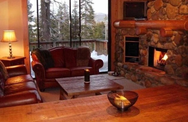 Luxury Ski Condo - No Lake Tahoe Alpine Meadows & Ski Palisades