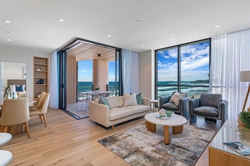 Luxury Stay in Hemingway Palm Beach