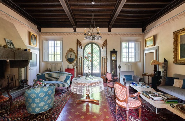 Luxury Suite in Renaissance Villa