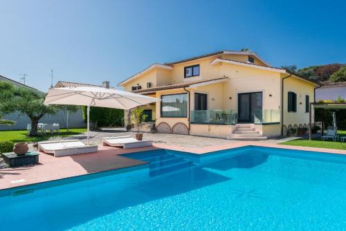 Luxury Suite in Villa with Private Pool - Near Rome & Ostia
