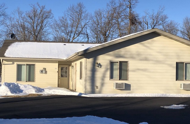 Luxury Townhome Close to Mille Lacs Lake Garrison MN