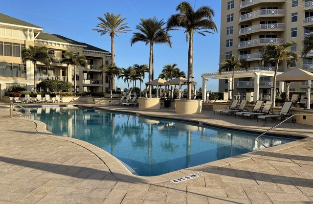 Luxury Upscale Condo on the Pristine Sugar Sands of Clearwater Beach!