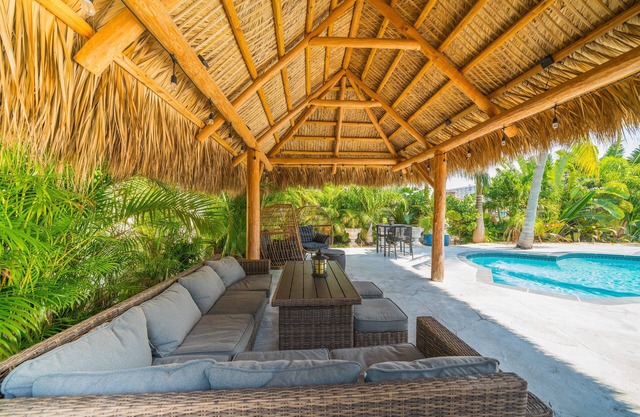 Luxury Water Front Villa!