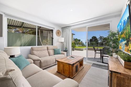 Luxury Waves on the bay