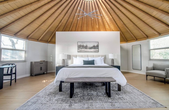 Luxury Yurt in Texas Wine Country