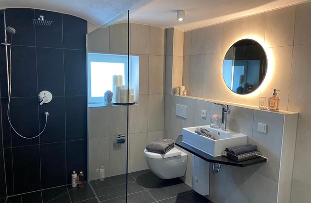 Luxus Ferienwohnung mit Whirlpool