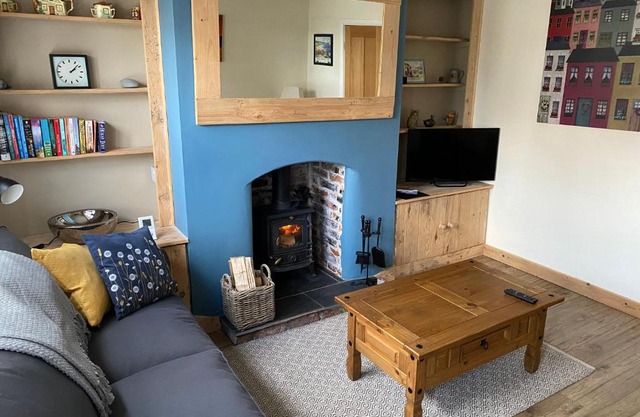 Lychgate view cottage