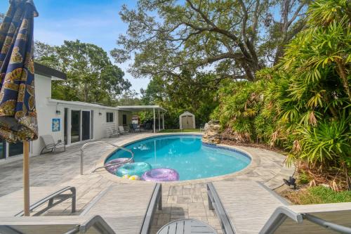 Mad Beach HideAway - Private Pool 4 Bed 3 Bath