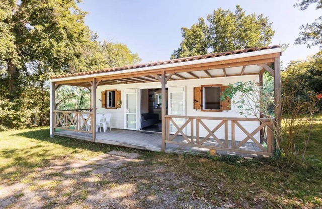 Maeva Respire campsite in La Croze * - Chalet Vanille 4 Rooms 6 People