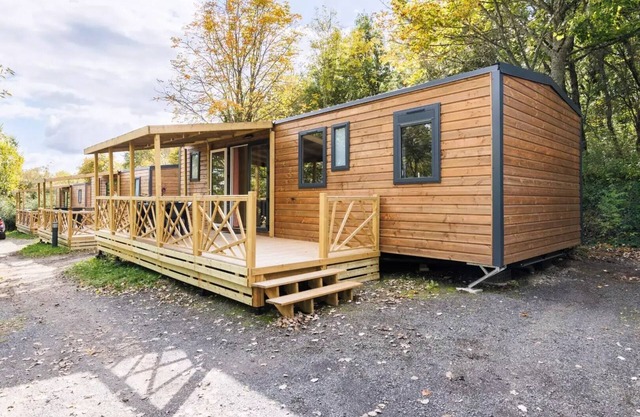 Maeva Respire campsite in La Croze * - Premium Cottage 4 Parts 6 People + TV