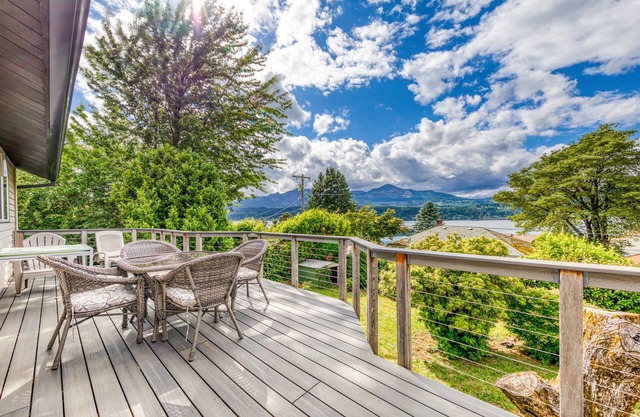 Magnificent Dog-Friendly Home w/Lake & Mountain Views from the Large Deck