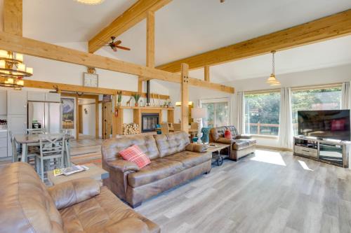 Magnificent Ouray Home with Deck and Mountain Views!