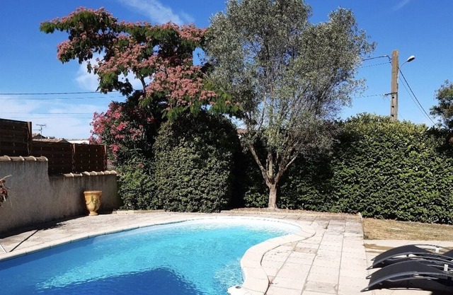 Magnificent Villa with Pool and not overlooked