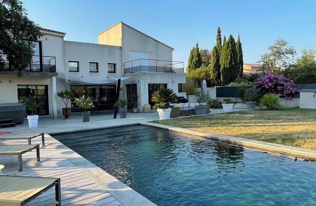 Magnifique Villa D'architecte A 10 Minutes D'avignon