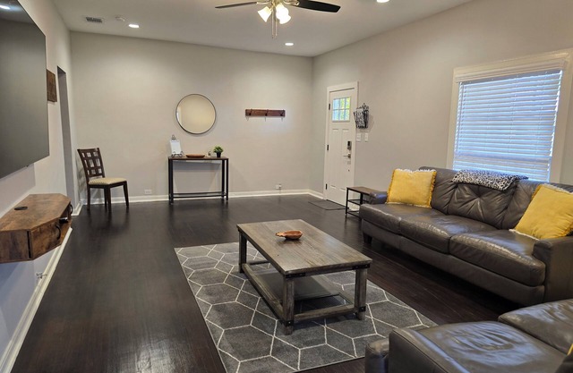 Magnolia Manor Duplex in Downtown Denison-Bursting with Charm & Comfort