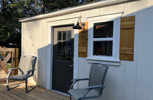 Magnolia Tiny House in the Country
