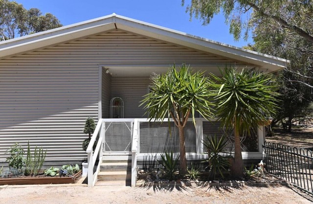 Magpies Nest - Private Guest House - Nature