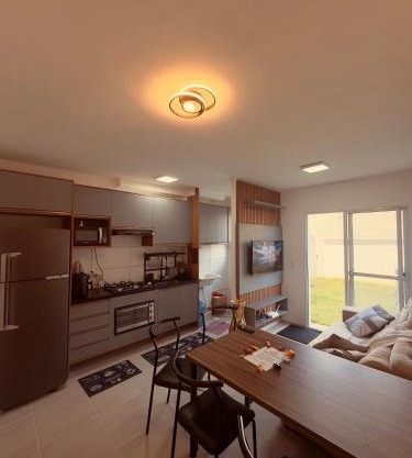 Maia Suits - AP completo