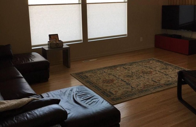 Main Floor Bungalow - minutes from University of Saskatchewan