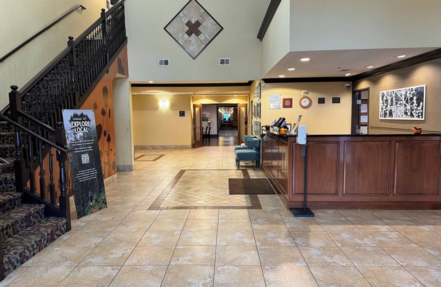 MainStay Suites Madison - Monona