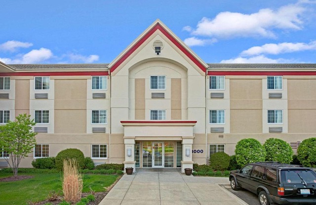 MainStay Suites Northbrook Wheeling
