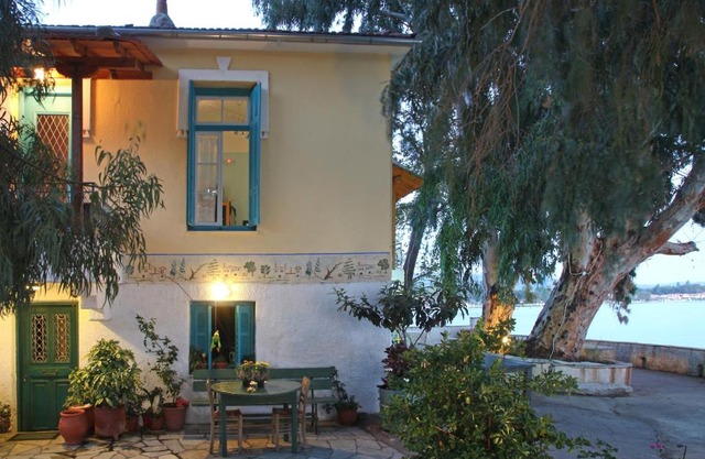 Mairi Lina Studios