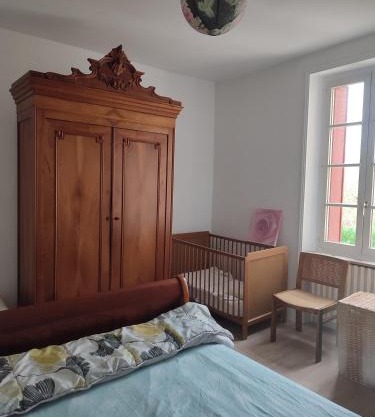 Maison à 3 chambres, rustique, fraîche, entretenue, 15' zoo beauval commerces pharmacie route médiane
