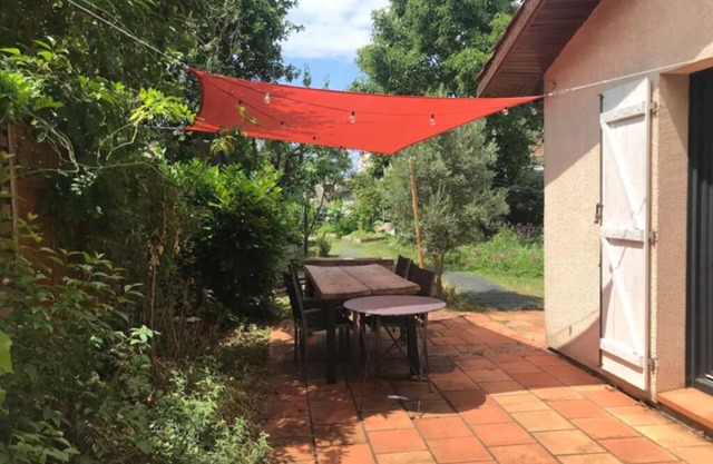 Maison au Calme Avec Jardin - Proche Gare Bordeaux