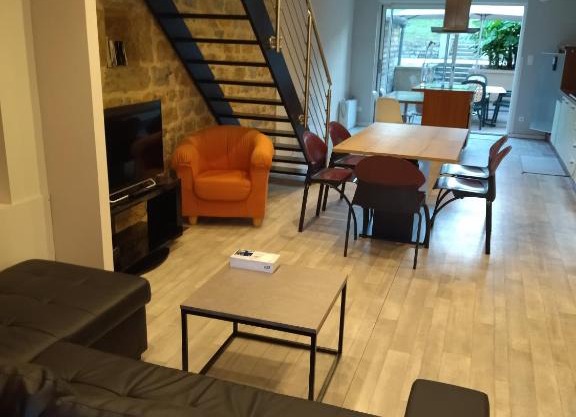 maison avec espace vert clos calme terrasses 100m²