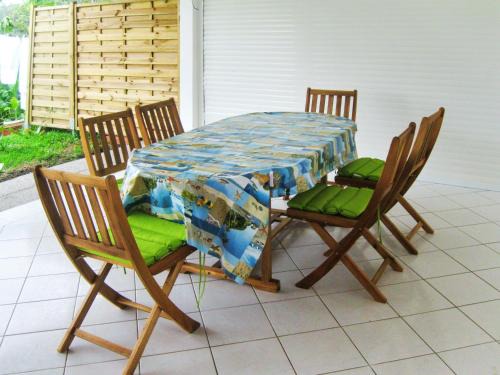 Maison avec vue sur la mer, Le Robert + Jardin et Terrasse