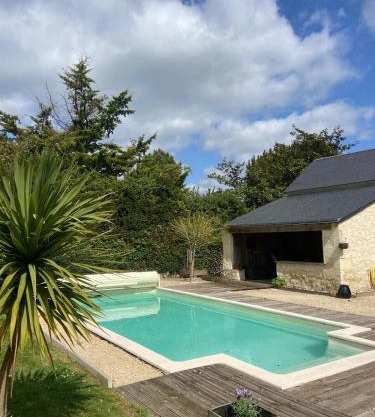 Maison centre Bourgueil avec piscine 8 p