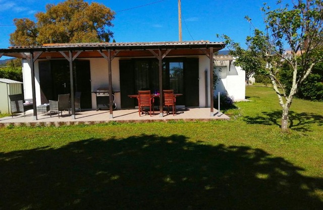 Maison de 2 chambres avec jardin clos et wifi a Solaro a 1 km de la plage