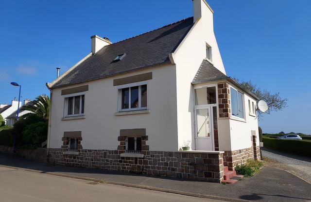 Maison de Bourg, Plage à Pied