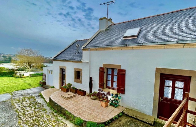 Maison de Pêcheur Avec Jardin, Près Plage et Centre Ville