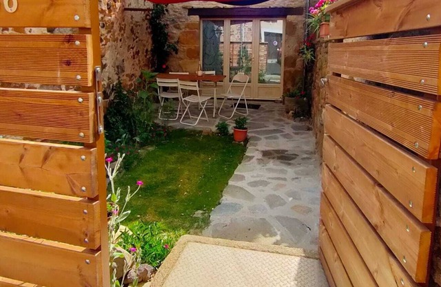 Maison de Village F2 60m² Avec Cour Fermée
