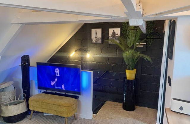 Maison Divisé en 3 Appartements Indépendants Pouvant Accueillir 10 Personnes