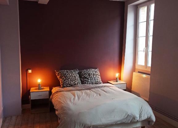 Maison entière au Centre de Villeneuve d'Olmes