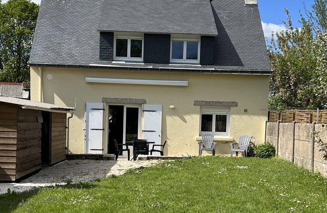 Maison Rénovée en Impasse à Baye
