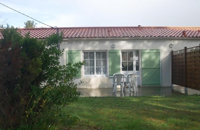 Maison Saint-Hilaire-de-Riez, 1 pièce, 2 personnes - FR-1-91-140