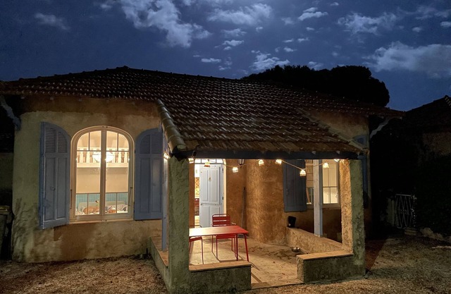 Maisonette Idyllique en bord de mer, La Couronne, Martigues Classement 3-étoiles