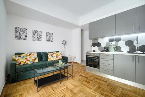 Majestic Flat with Huge Terrace in the City Center