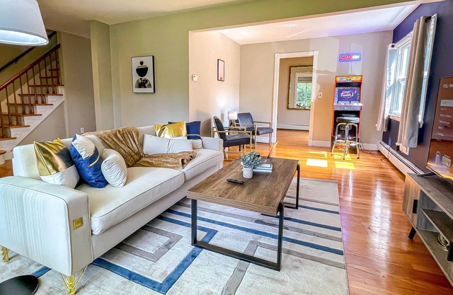 Majestic Princeton Home Arcade Big Yard 4BR