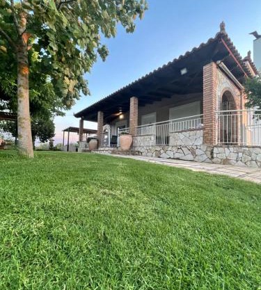 Mama’s Sunshine Garden Villa