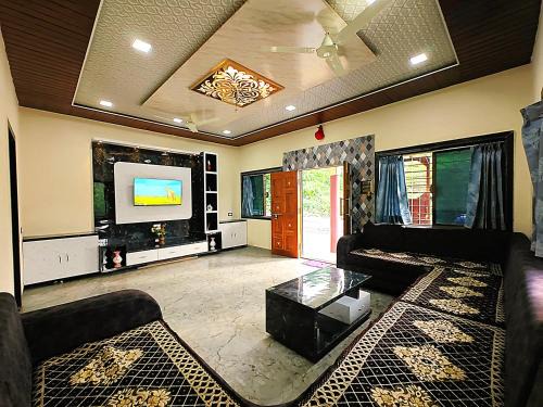 Mango Tree Holiday Home