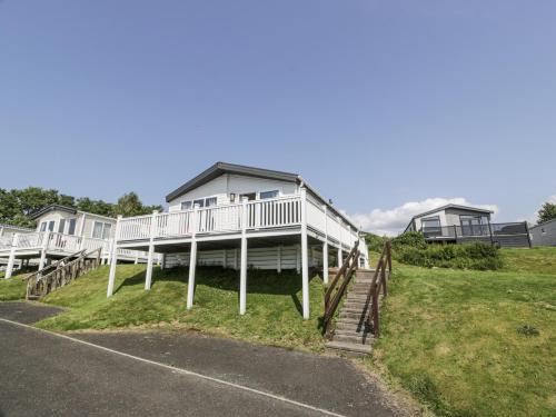Manor Heights Lodge
