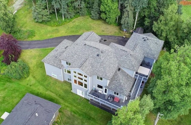 Manor on 112th - Great for gatherings