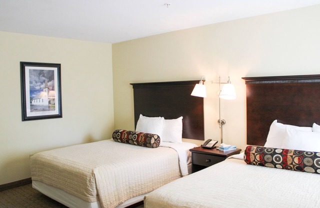 Marblehead Suite at Kelley's Island Venture Resort