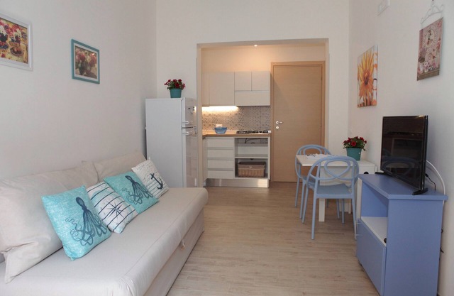 MARINA DI RAGUSA, BLUMEDITERRANEO HOUSE, ACCOMMODATION CELESTE CIN IT088009C2LHLL9L5W